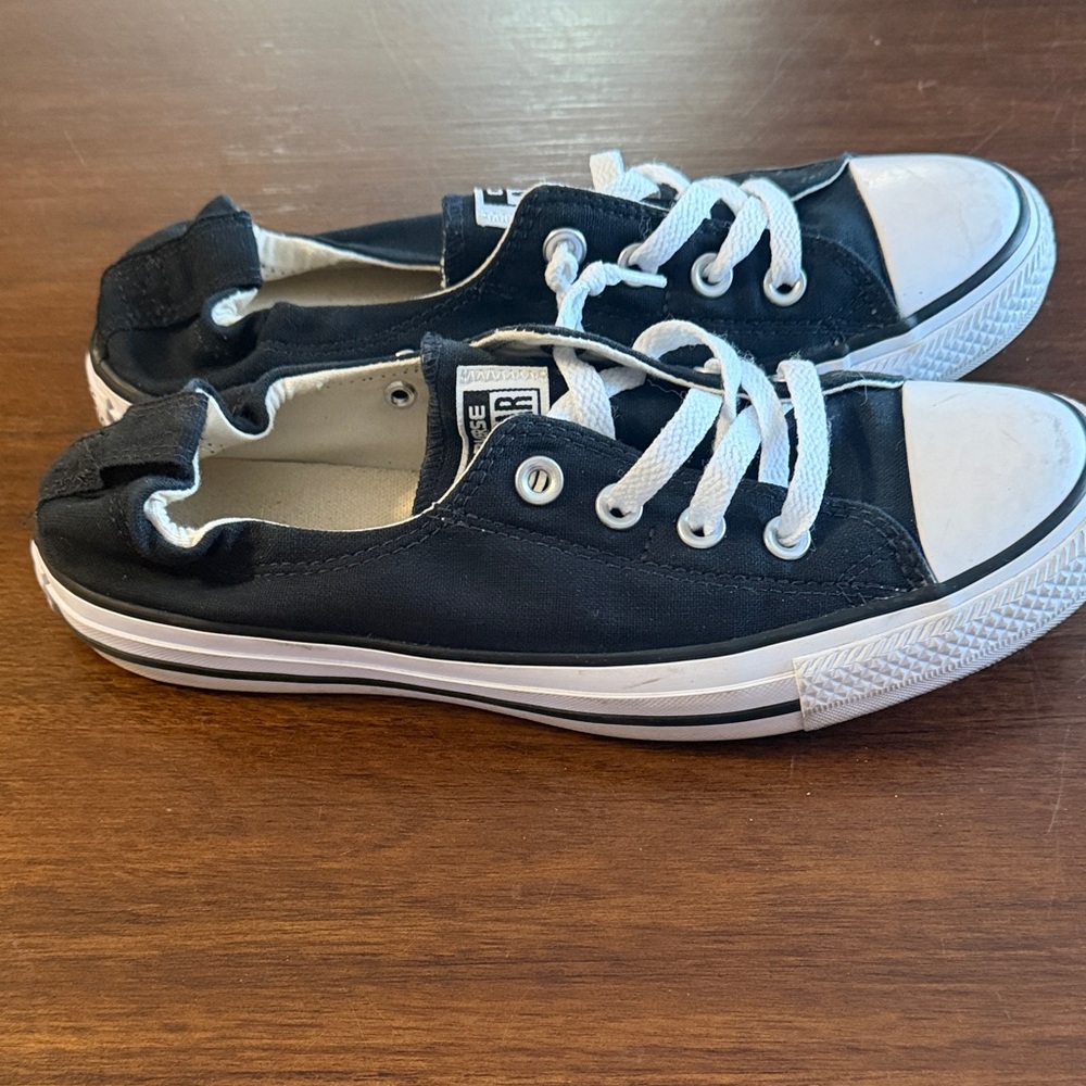 Converse Black Canvas Low-Top Sneakers with White Laces size 9